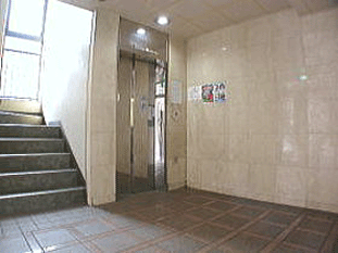 階段・エレベーター＆ロビー